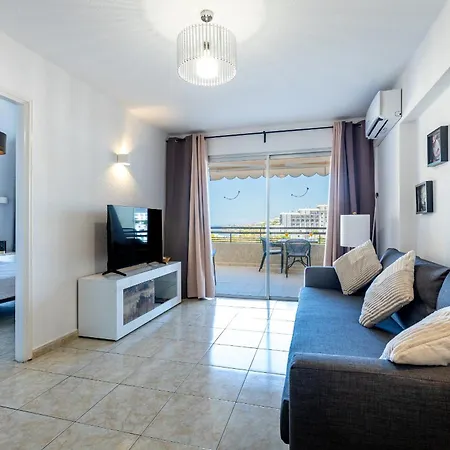 Great Location J 1 Bedroom Apartment *